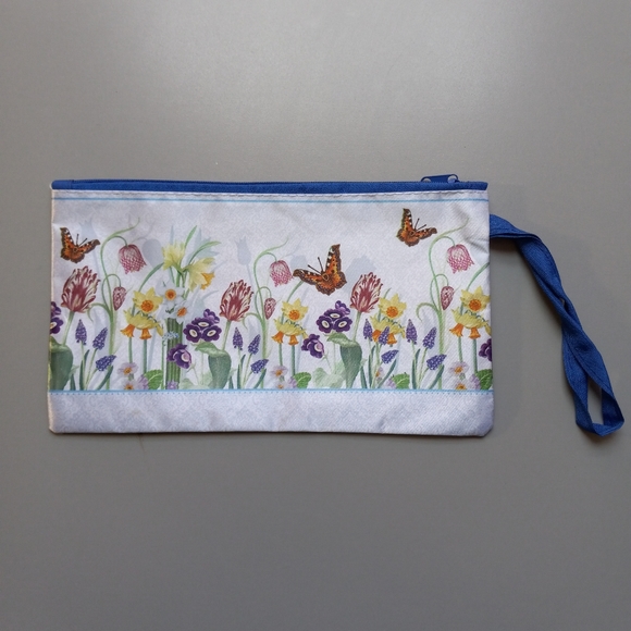 Handbags - Small cute butterfly bag
